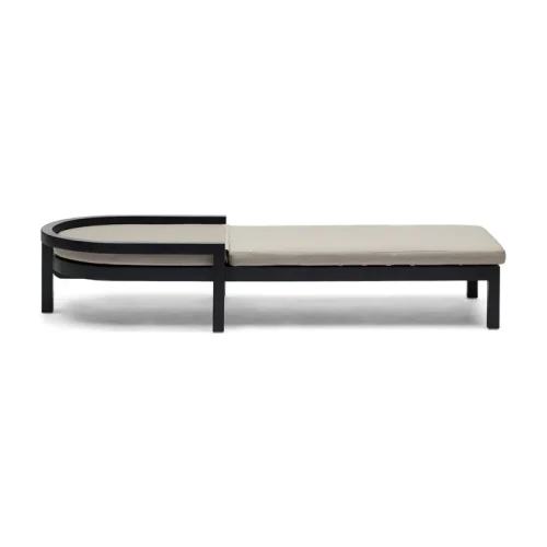 Outdoor relaxation furniture