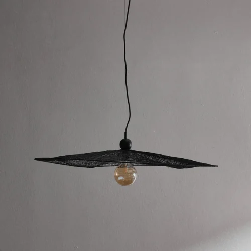 Pendant light fixture