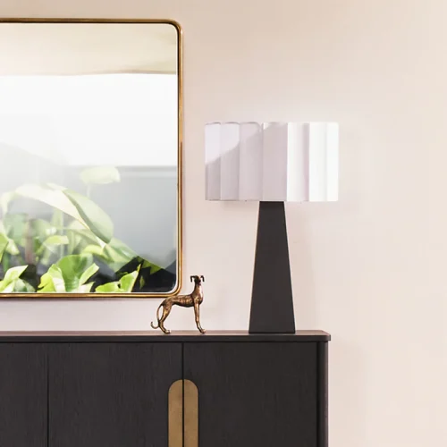 desk lamp