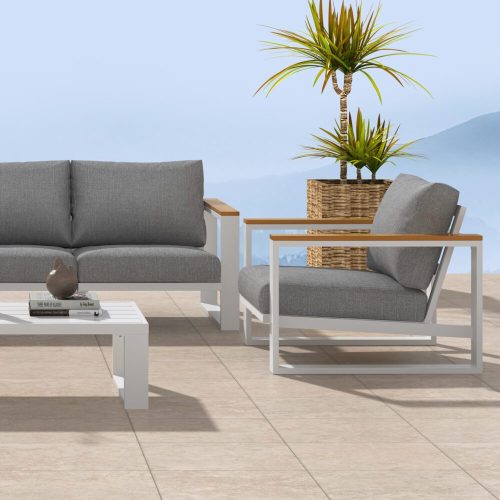Comfortable Lounge Suite