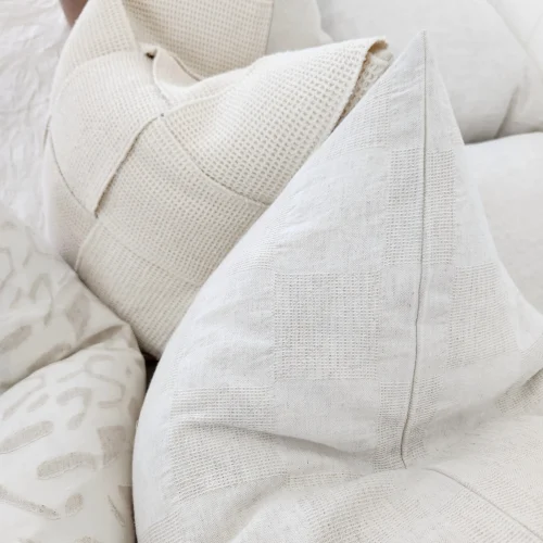 High-Quality Linen Blend