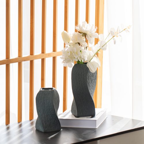 Minimalist Flower Holder