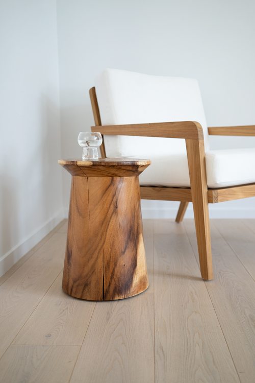 comfortable arm chair