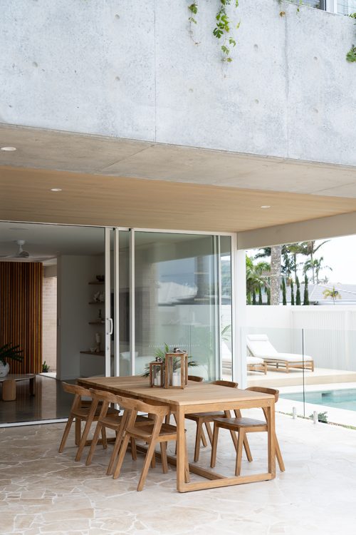 dining room furniture
